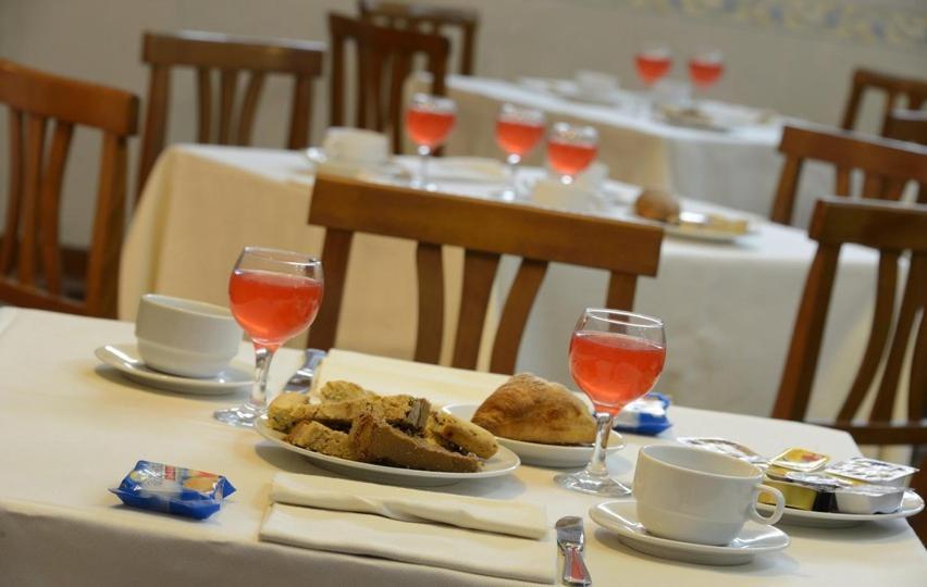 נורצ'יה Hotel Europa מראה חיצוני תמונה
