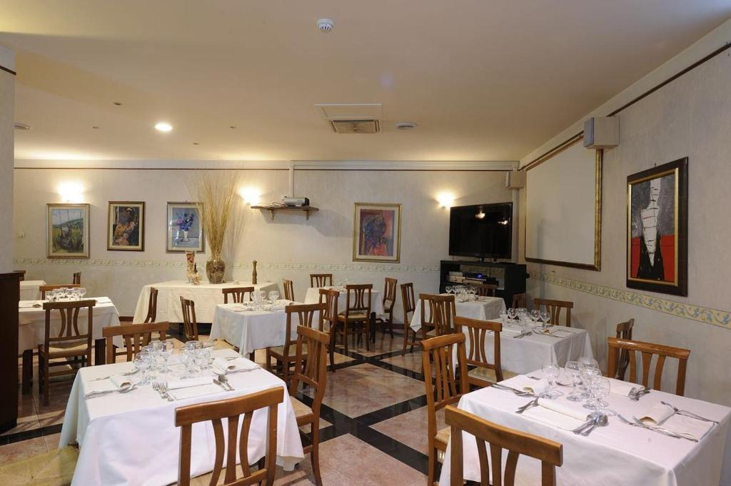 נורצ'יה Hotel Europa מראה חיצוני תמונה
