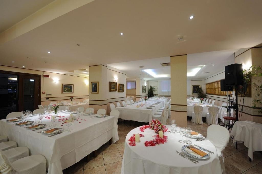 נורצ'יה Hotel Europa מראה חיצוני תמונה